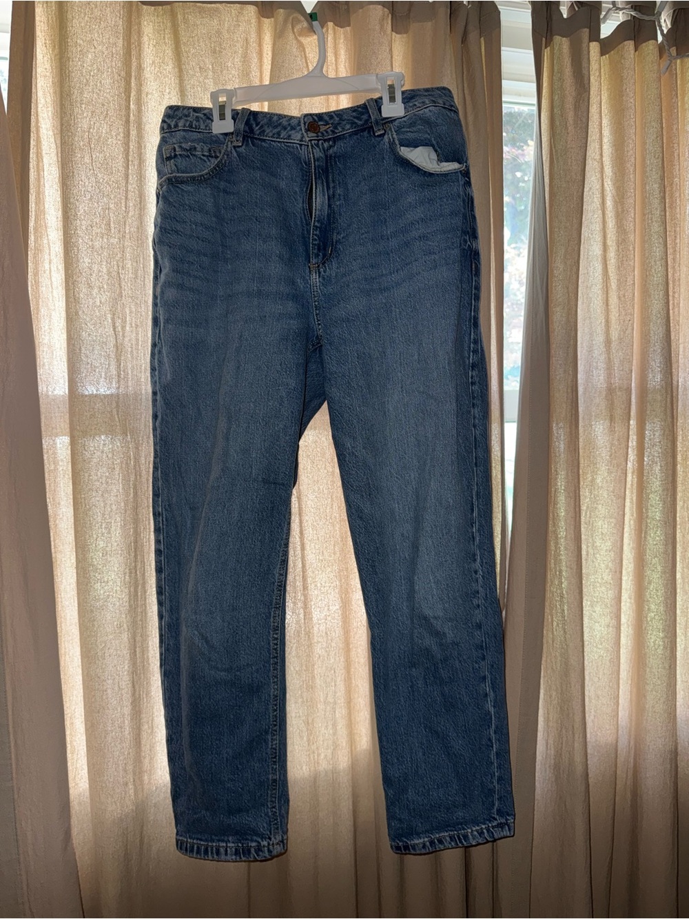 Dynamite Women’s Relaxed Dark Blue Jeans